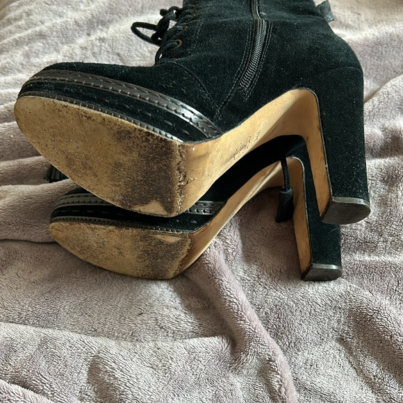 Juicy Couture Black Suede Heeled Platform Booties-8.5 size - Picture 7 of 9